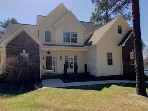 1312 Devonshire Trl, Aberdeen, NC 28315 photo 4