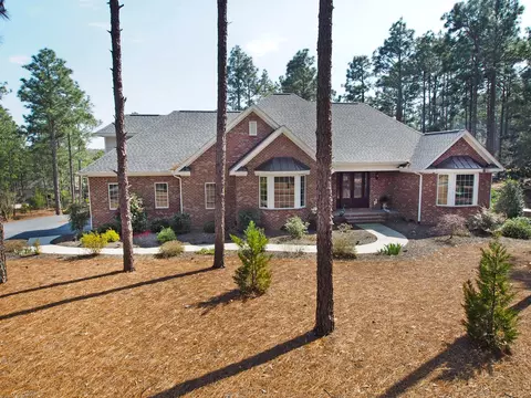 54 Pinewild Dr, Pinehurst, NC 28374 photo 1