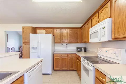 102 Cedar Dr, Springfield, GA 31329 photo 7