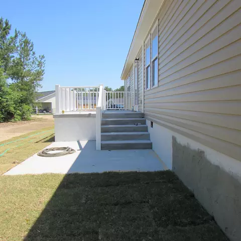 103 Arlee Dr, Hamlet, NC 28345 photo 4