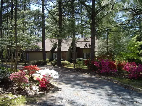 45 E Mcdonald Rd, Pinehurst, NC 28374 photo 2