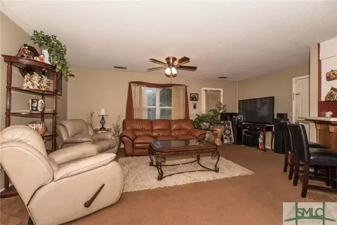 11 Lisa Ct, Pooler, GA 31322 photo 6