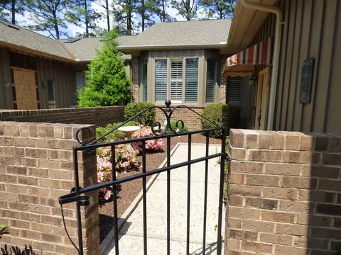 135 Safford Dr, Pinehurst, NC 28374 photo 3