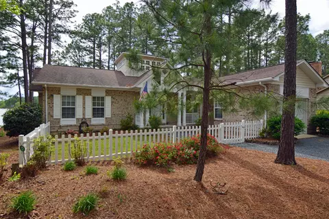163 Firetree Ln, West End, NC 27376 photo 3
