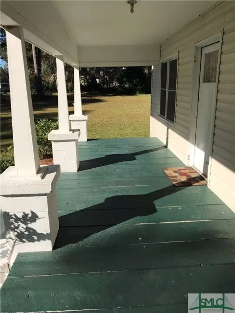 406 E Fourth St, Rincon, GA 31326 photo 2