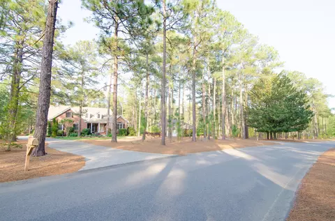 25 Strathaven Dr, Pinehurst, NC 28374 photo 1