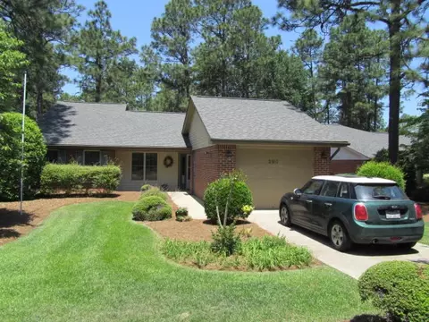 290 Pinehurst Trace Dr, Pinehurst, NC 28374 photo 2