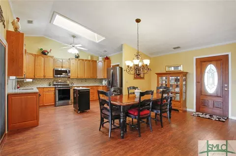 245 Marsh Dr, Midway, GA 31320 photo 7