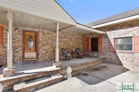 245 Marsh Dr, Midway, GA 31320 photo 3