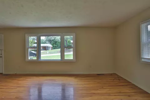 103 Sams Rd, Hamlet, NC 28345 photo 8