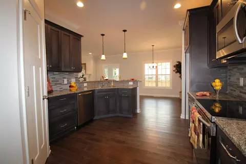 37 Beryl Cir, Pinehurst, NC 28374 photo 3