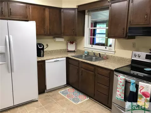 18 Broadmoor Cir, Savannah, GA 31406 photo 7