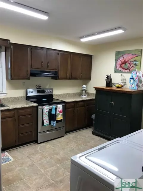 18 Broadmoor Cir, Savannah, GA 31406 photo 6