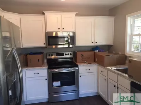114 Laberta Cir, Springfield, GA 31329 photo 3