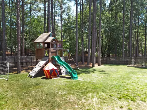 415 Sandhills Cir, Pinehurst, NC 28374 photo 25