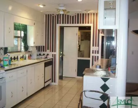 1022 Forest Dr, Pooler, GA 31322 photo 2