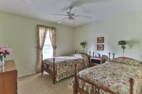 915 Austin St, Hamlet, NC 28345 photo 23
