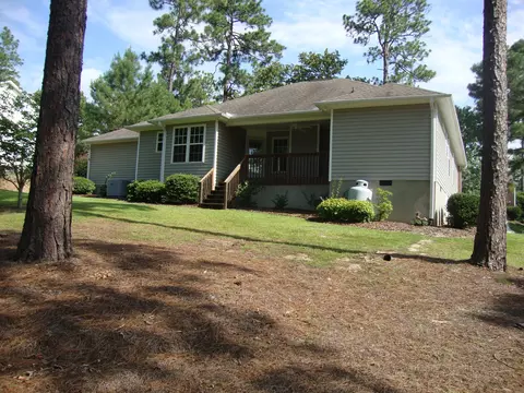 2150 W Longleaf Dr W, Pinehurst, NC 28374 photo 3