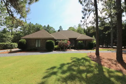 4 Maples Ln, Pinehurst, NC 28374 photo 1