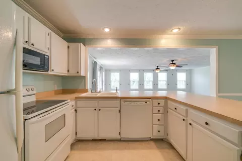 525 E Philadelphia Ave, Pinebluff, NC 28373 photo 6