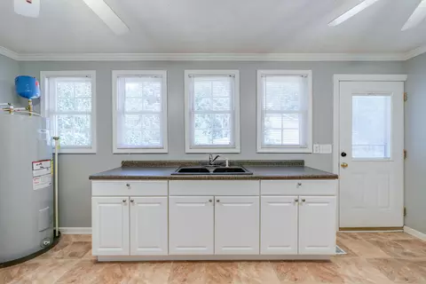 525 E Philadelphia Ave, Pinebluff, NC 28373 photo 14