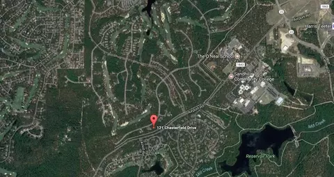 121 Chesterfield Dr, Pinehurst, NC 28374 photo 3
