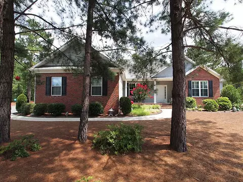 240 W Devonshire Ave, West End, NC 27376 photo 2
