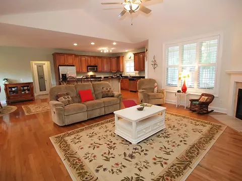 240 W Devonshire Ave, West End, NC 27376 photo 7