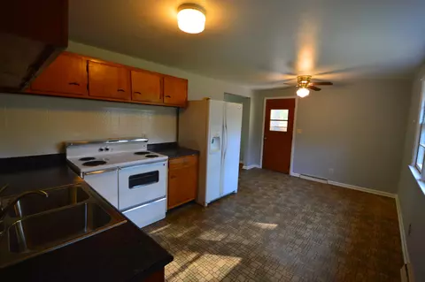 111 Johnson St, Vass, NC 28394 photo 3