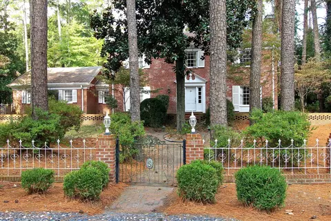 5 W Mckenzie Rd, Pinehurst, NC 28374 photo 1