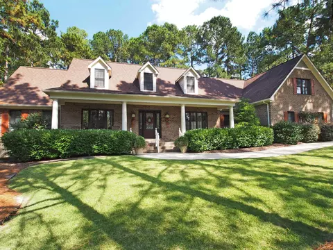 22 Stoneykirk Dr, Pinehurst, NC 28374 photo 2
