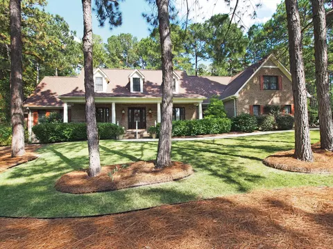 22 Stoneykirk Dr, Pinehurst, NC 28374 photo 1