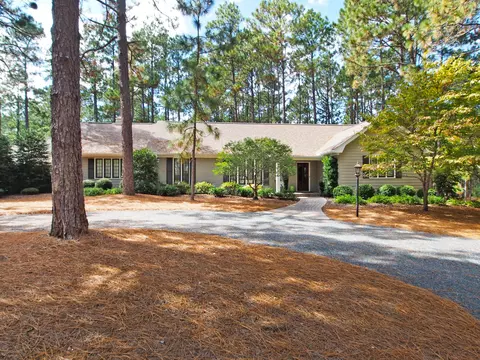 30 Pine Valley Cir, Pinehurst, NC 28374 photo 1