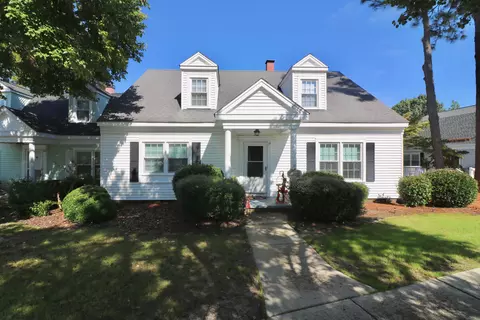 19 Colonial Pines Cir, Pinehurst, NC 28374 photo 1
