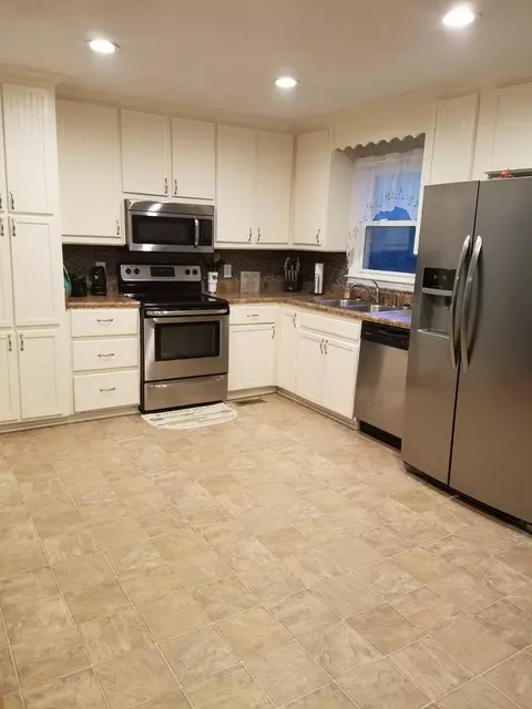 1204 Rollins Ave, Hamlet, NC 28345 photo 13