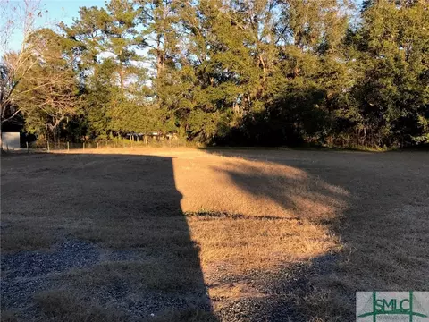 53 3rd St, Midway, GA 31320 photo 2
