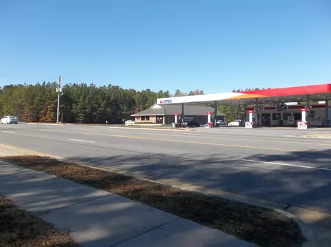 520 E Main St, Biscoe, NC 27209 photo 5