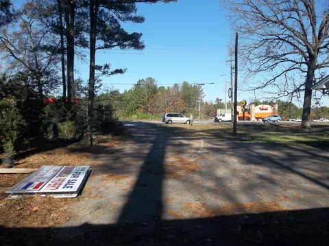 520 E Main St, Biscoe, NC 27209 photo 7