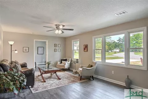 112 Laberta Cir, Springfield, GA 31329 photo 6