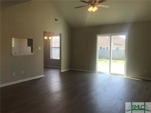 210 Longleaf Cir, Pooler, GA 31322 photo 5