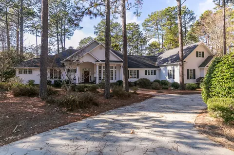 235 Pinyon Cir, Pinehurst, NC 28374 photo 1