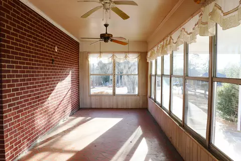 910 Circlewood Dr, Hamlet, NC 28345 photo 5