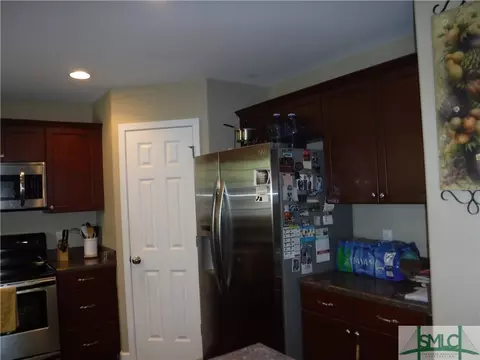 130 Lakepointe Dr, Savannah, GA 31407 photo 8