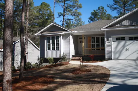 2630 SW Longleaf Dr, Pinehurst, NC 28374 photo 2