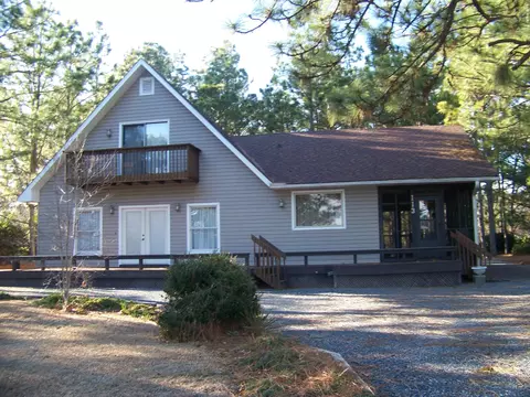 113 Firetree Ln, West End, NC 27376 photo 1