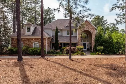 105 Hawick Ct, Pinehurst, NC 28374 photo 1