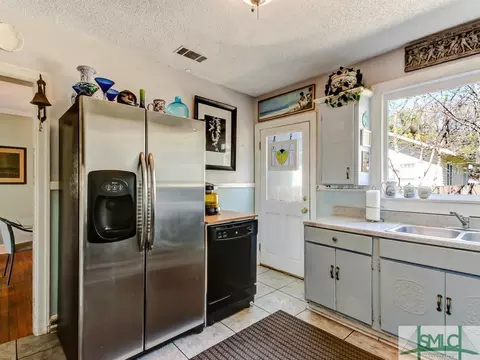 1502 E 48th St, Savannah, GA 31404 photo 8
