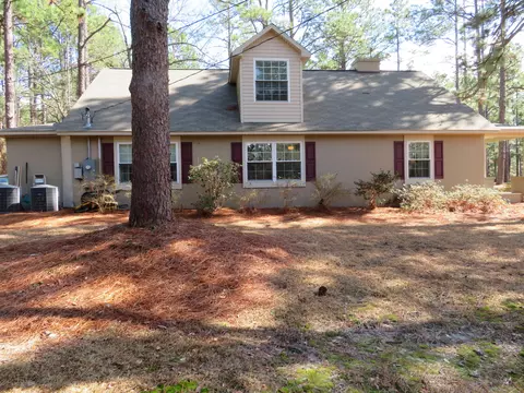 907 E Main St, Aberdeen, NC 28315 photo 56