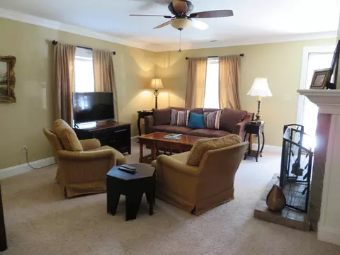 907 E Main St, Aberdeen, NC 28315 photo 23
