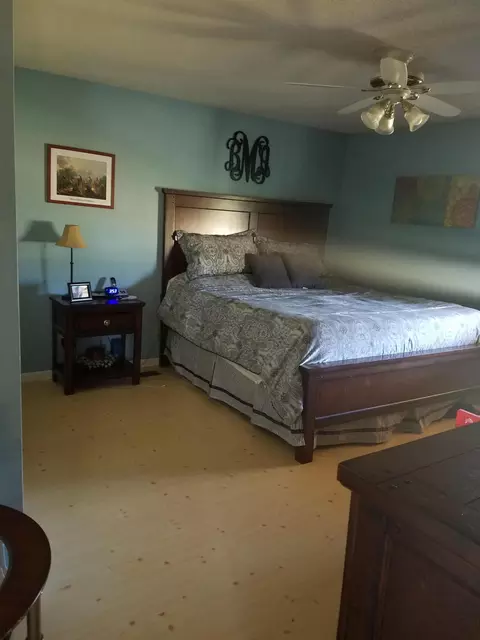 121 Graham St, Hamlet, NC 28345 photo 6